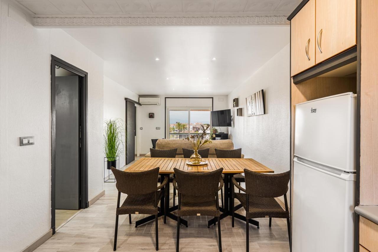 Apartamento WELCS en el centro de Ampuriabrava Exterior foto