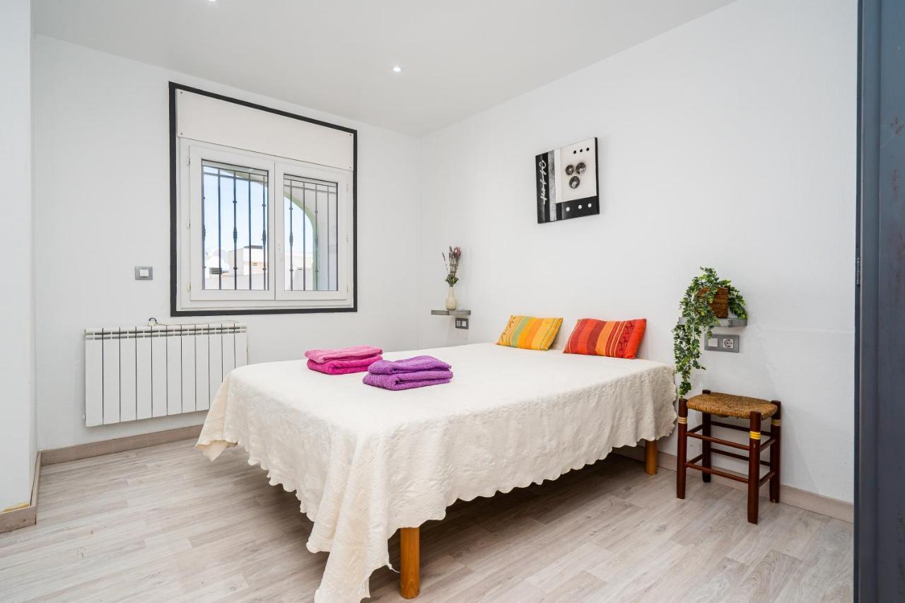 Apartamento WELCS en el centro de Ampuriabrava Exterior foto
